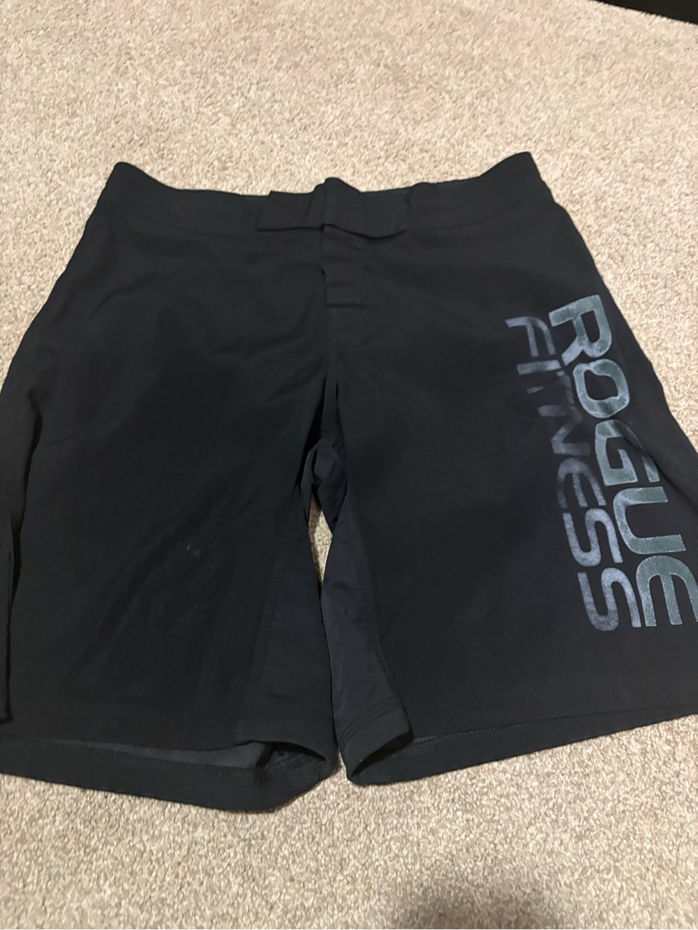 Rogue fitness Men’s Black Performance Training/fight Shorts. Size 34